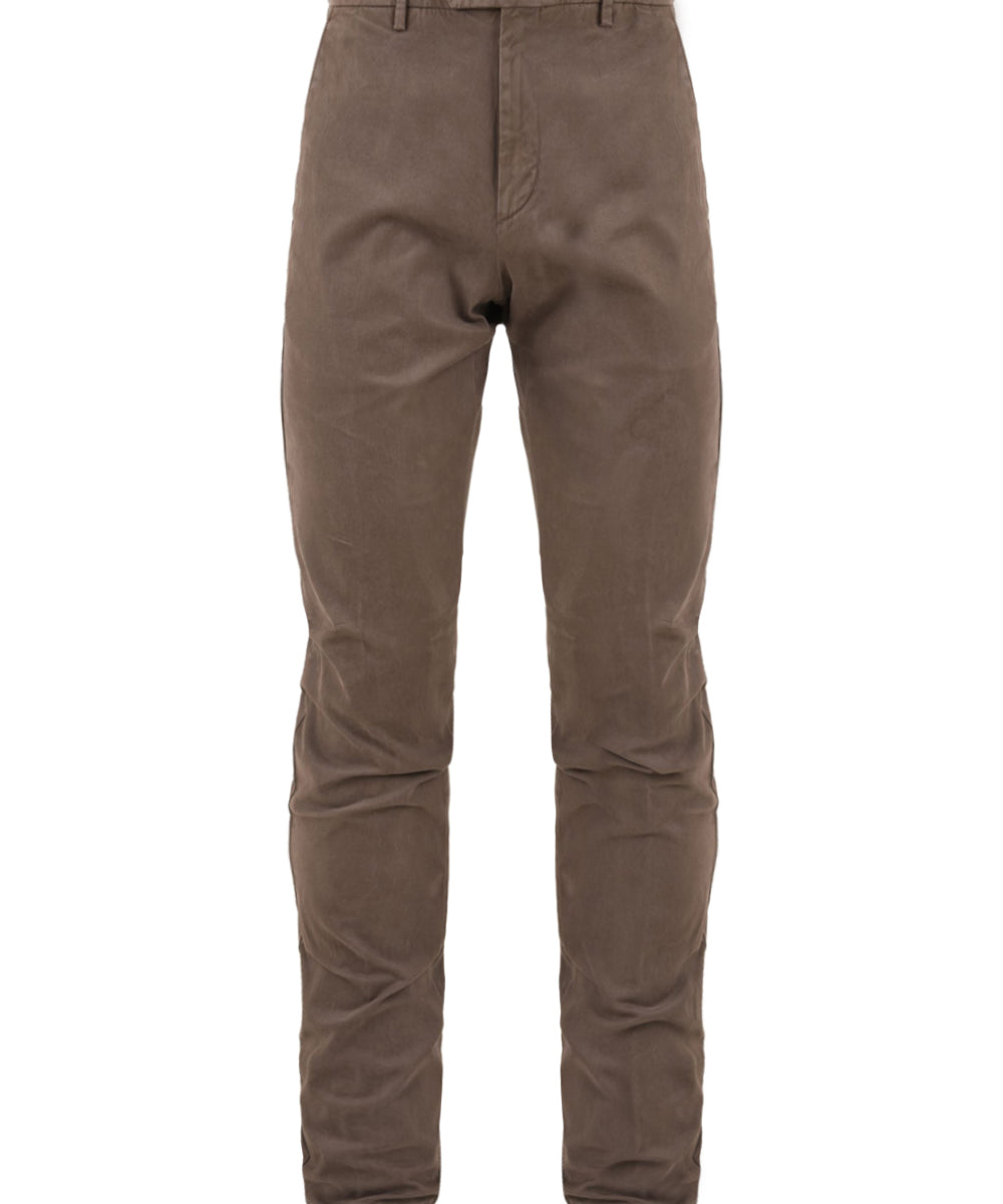 Immagine del pantalone in grigio da uomo firmato GTA. Il pantalone ha una gamba stretta,con chiusura con bottoni.