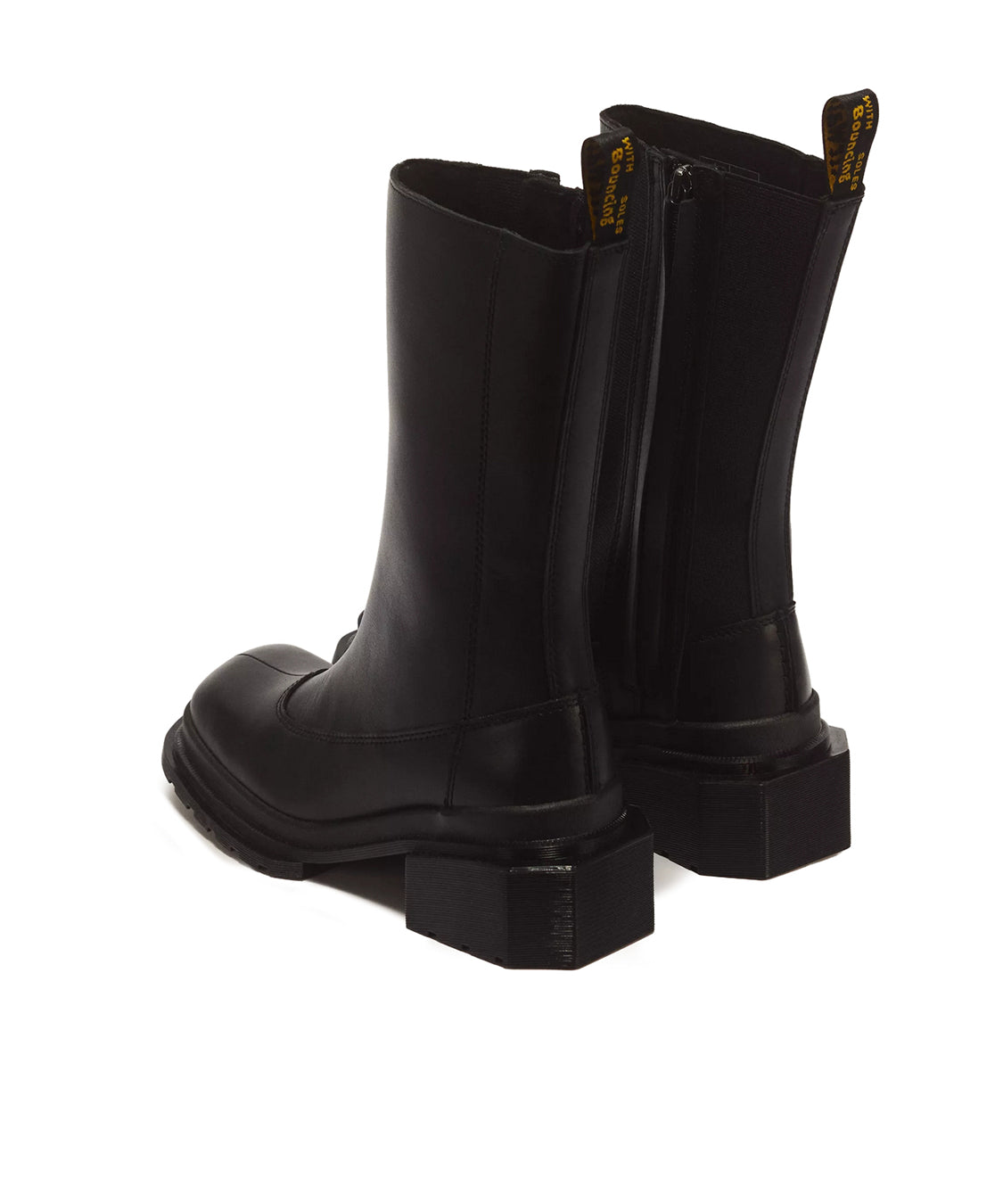 ai26-drmartens-419930010013p_cdbf3056-45f8-4b44-8ed3-d348ed2d257d.jpg