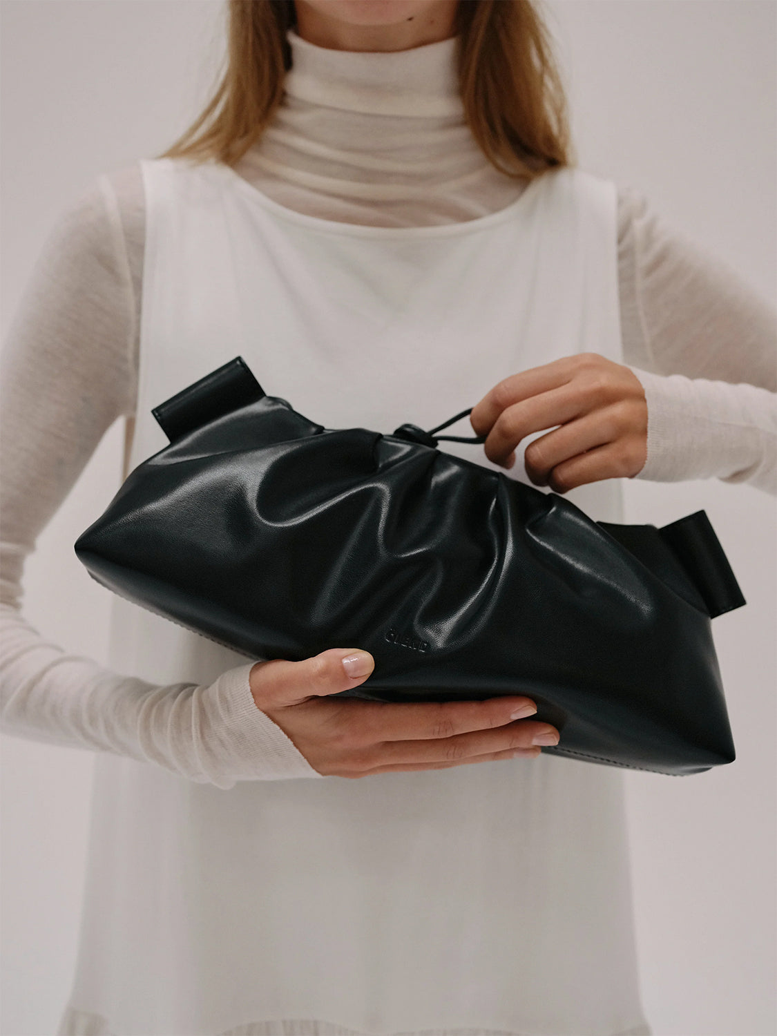 Borsa a spalla Dumpling Bag OLEND Donna - Nero