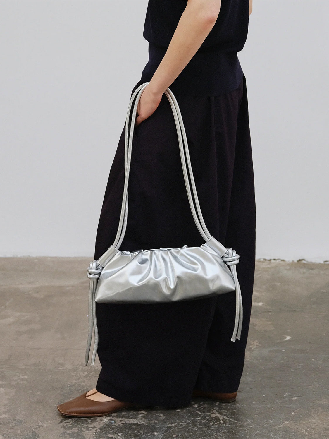 Borsa a spalla Dumpling Bag OLEND Donna - Argento