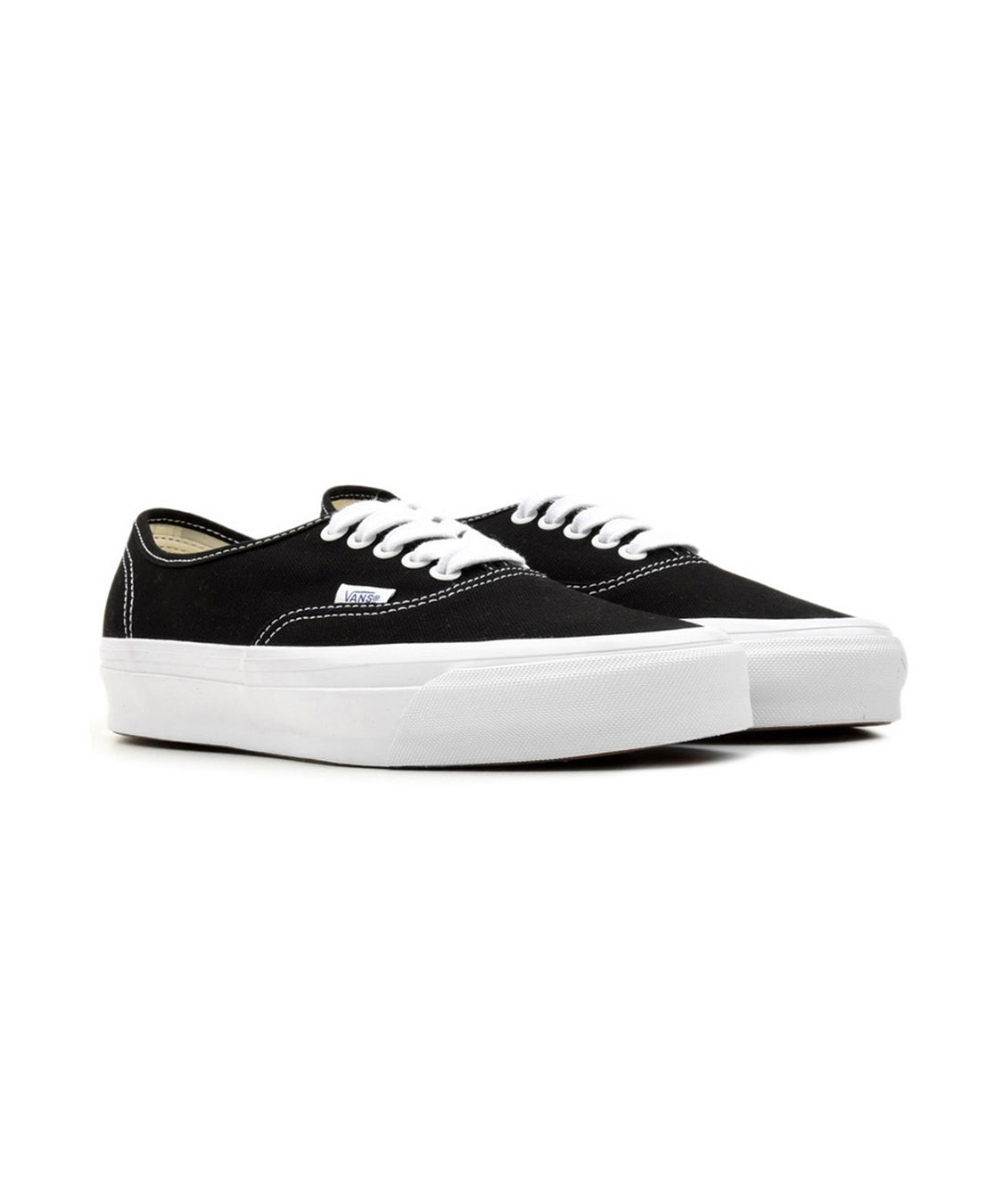 ai26-vans-vn000cqaba211p_63accf72-044f-4200-bc82-5c38997c6c78.jpg
