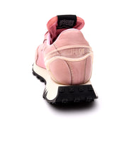Women's low-top sneakers in pink suede