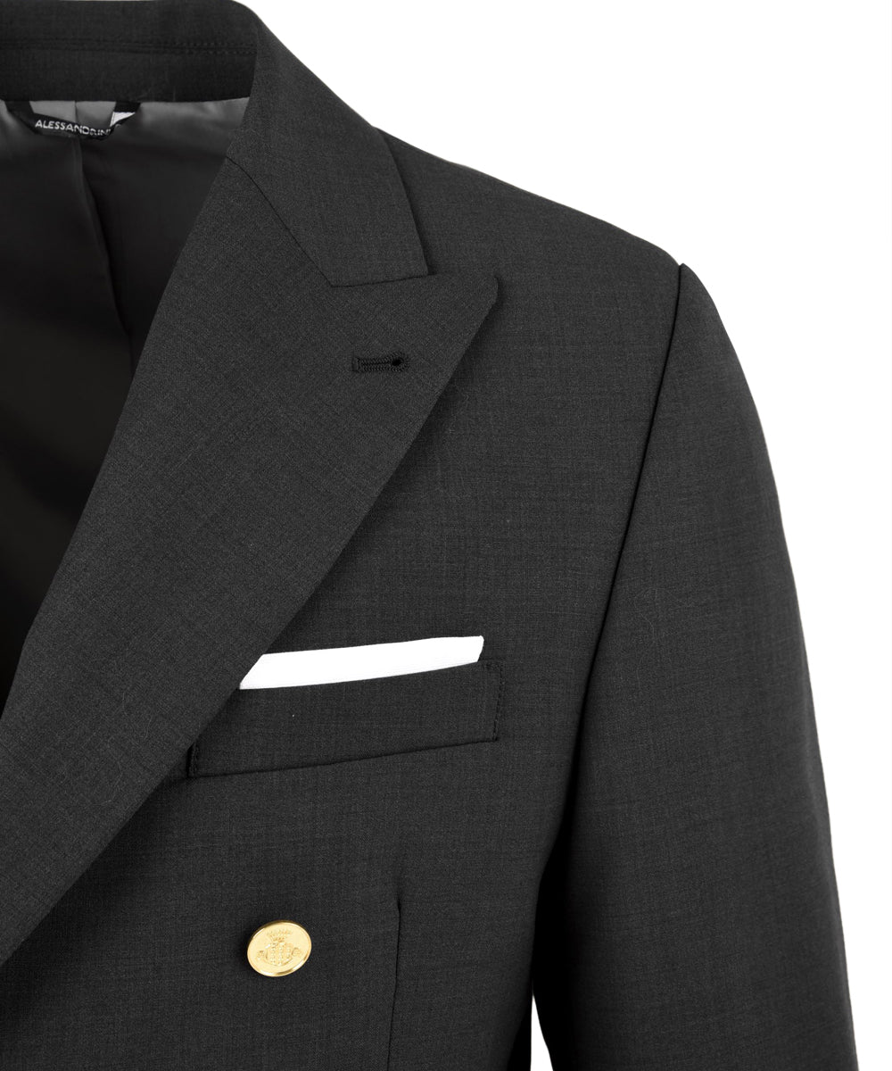 Dettaglio della giacca in grigio da uomo firmato Daniele Alessandrini con collo con rever e taschino.