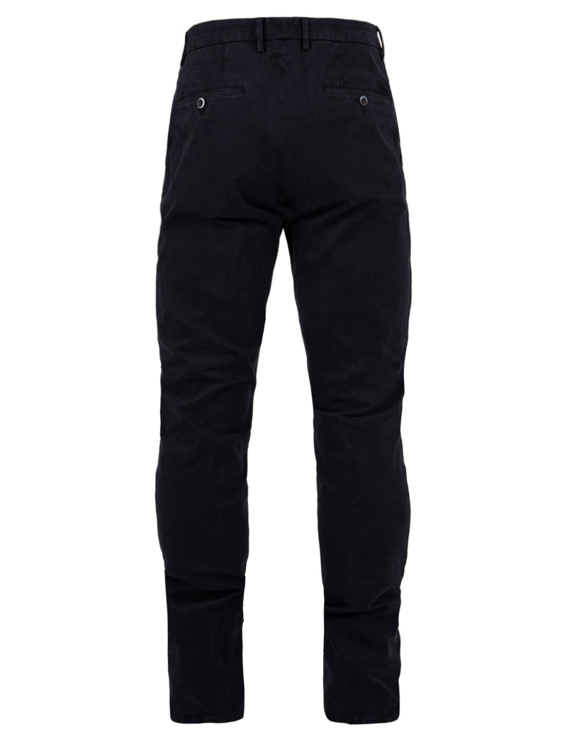 Immagine retro del pantalone in nero da uomo firmato GTA. Con tasche sul retro e passanti in vita per cintura.