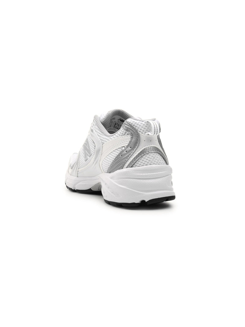 Sneakers da donna argentate New Balance MR530